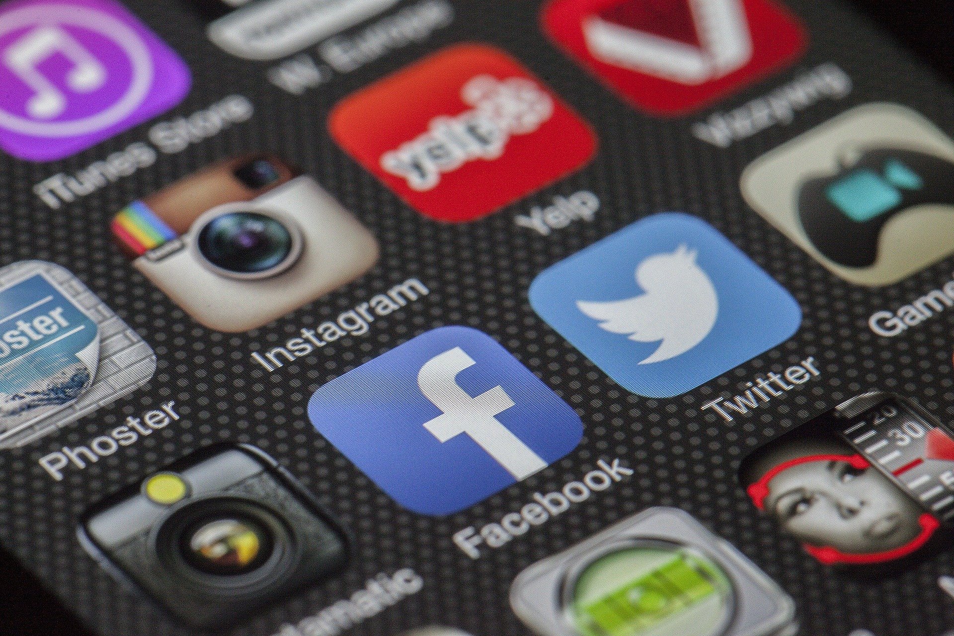Durch Social Media Marketing zu mehr Neukunden - Digital Beitragsbild HP - Durch Social Media Marketing zu mehr Neukunden - Digital