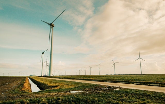 pexels tom swinnen 695342 - Sicherheit in der Energieversorgung im Campus Chiemgau