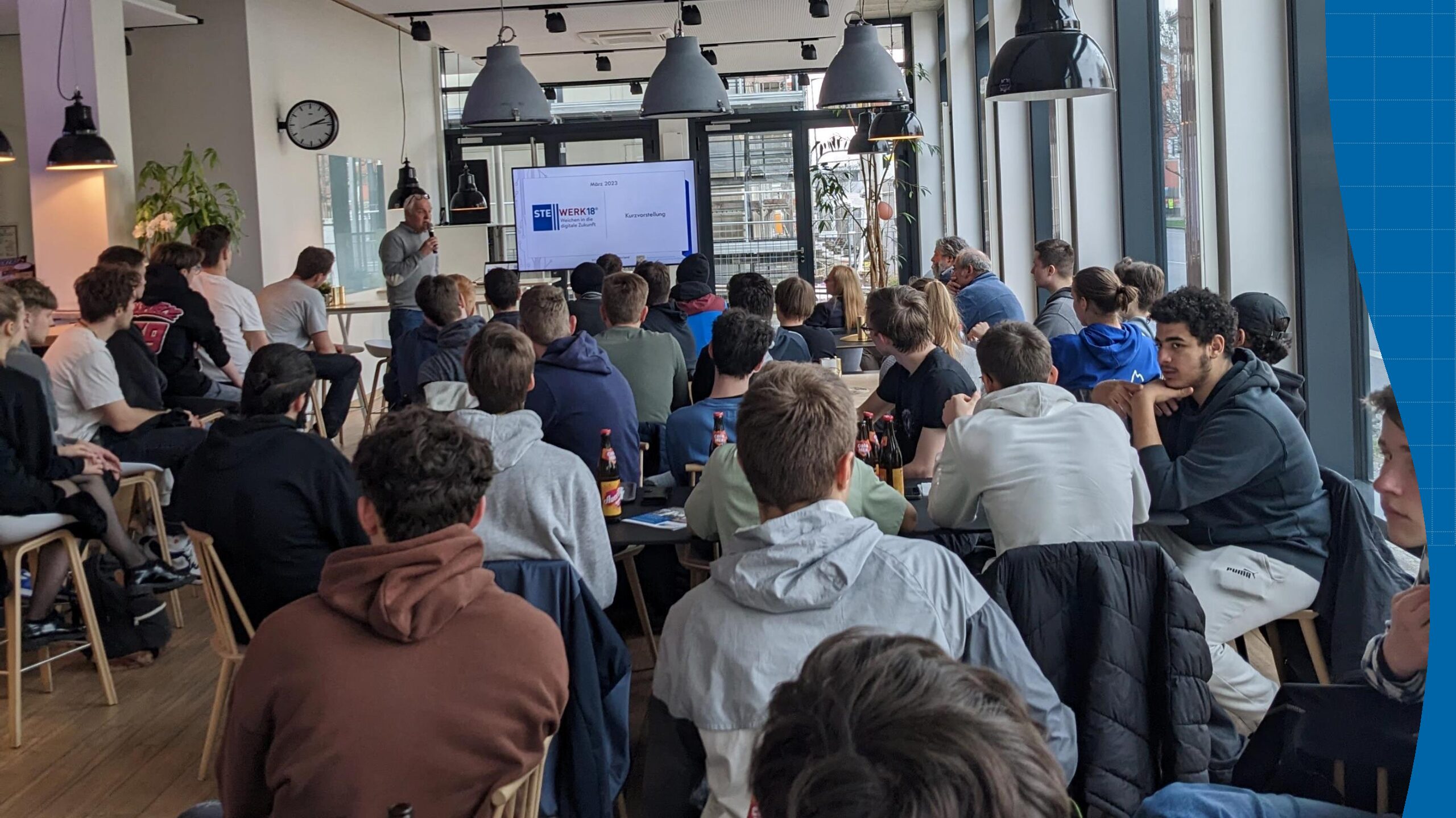 Newsbild FOSBOS Besuch